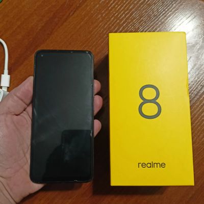 Лот: 24789766. Фото: 1. Realme 8. Смартфоны