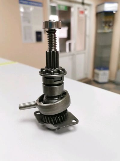 Лот: 15572996. Фото: 1. Промвал для Makita HR-2450. Запчасти