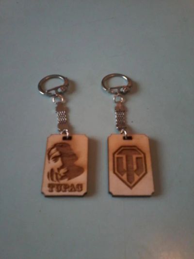 Лот: 6674570. Фото: 1. Брелок Танки. Подарки на Новый год