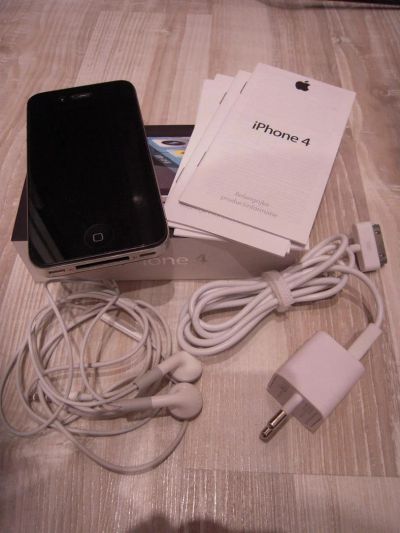 Лот: 3414893. Фото: 1. Смартфон Apple iPhone 4 16Gb Black. Смартфоны