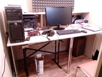 Лот: 11717003. Фото: 1. Стол большой. для звукозаписи... Компьютерные и письменные столы