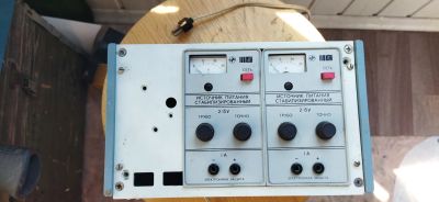 Лот: 19522808. Фото: 1. Лабораторный блок питания 0-15в... Зарядные устройства, блоки питания для бытовой техники