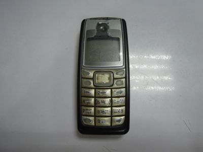 Лот: 10437644. Фото: 1. Nokia 1110i не работает микрофон... Кнопочные мобильные телефоны