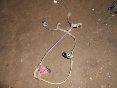 Лот: 20896070. Фото: 1. Датчик abs Toyota Vista AZV50... Электрооборудование