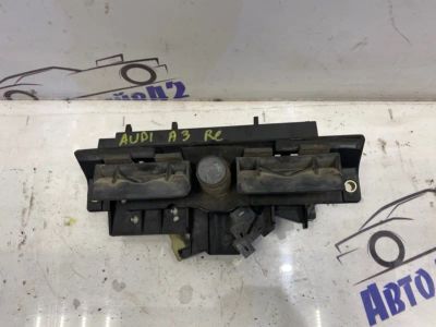 Лот: 21714329. Фото: 1. ручка открывания багажника Audi... Кузов