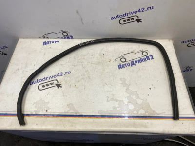 Лот: 21715539. Фото: 1. уплотнитель бокового стекла Honda... Двигатель и элементы двигателя