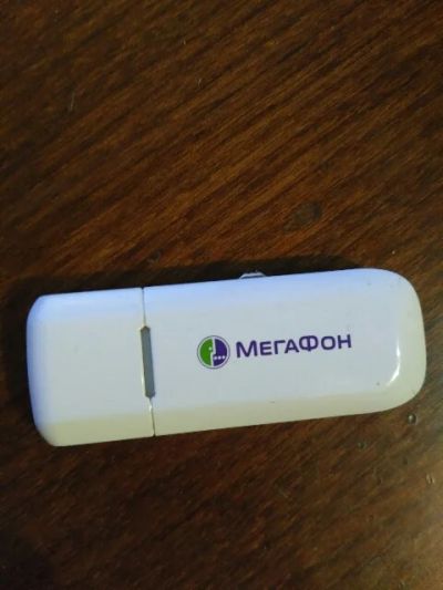 Лот: 10955200. Фото: 1. USB 3G модем беспроводной E1820... Беспроводные модемы