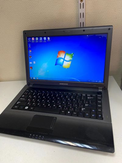 Лот: 17641265. Фото: 1. Игровой ноутбук 14" Samsung R440... Ноутбуки