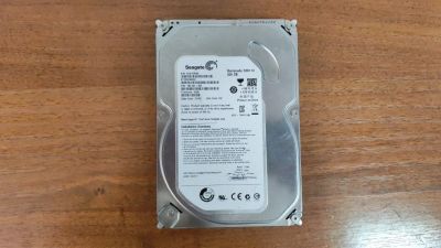Лот: 25676176. Фото: 1. Жесткий диск 3.5" Seagate Desktop... Жёсткие диски (HDD)