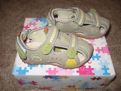 Лот: 4558613. Фото: 1. Сандали на мальчика р.22, как... Сандалии