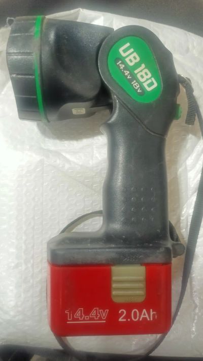 Лот: 25383834. Фото: 1. Фонарик на аккумуляторе Hammer. Электроинструмент