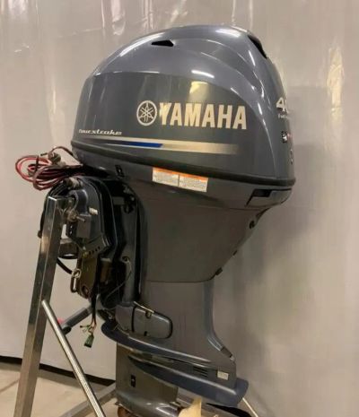 Лот: 25362796. Фото: 1. 4х-тактный лодочный мотор YAMAHA... Лодочные моторы