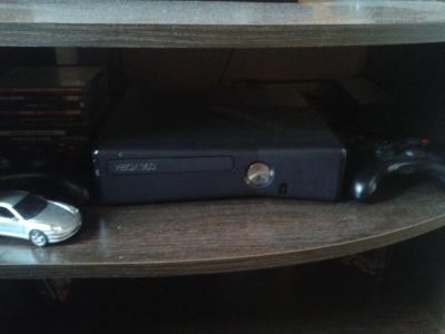 Лот: 4533483. Фото: 1. Xbox 360 freebot 250 gb. Игровые приставки, консоли