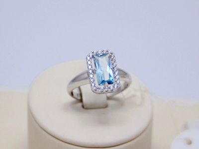 Лот: 14755730. Фото: 1. СЕРЕБРЯНОЕ КОЛЬЦО С ТОПАЗОМ И... Кольца, перстни