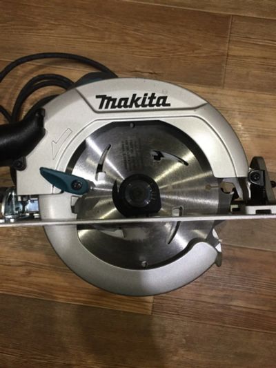 Лот: 14418454. Фото: 1. Пила циркулярная дисковая Makita... Электроинструмент