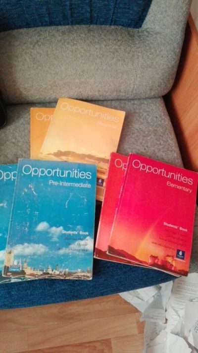 Лот: 7458370. Фото: 1. Книга по английскому Opportunities... Для школы