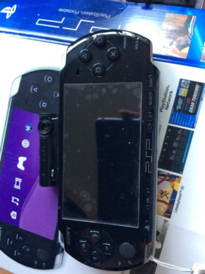 Лот: 7768465. Фото: 1. PSP 3000 прошивка и камера, карта... Игровые приставки, консоли