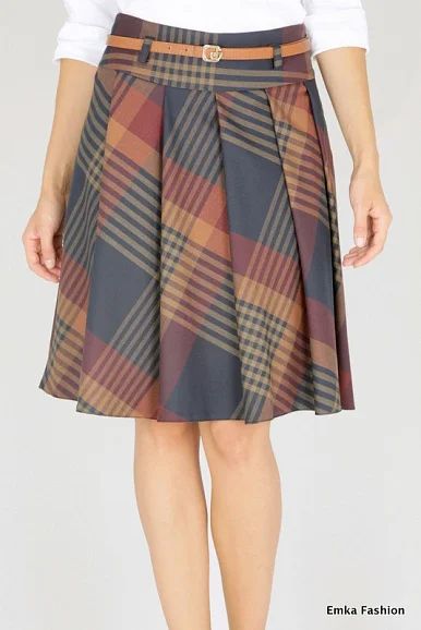 Лот: 3549103. Фото: 1. Юбка Emka Fashion 46р. Юбки