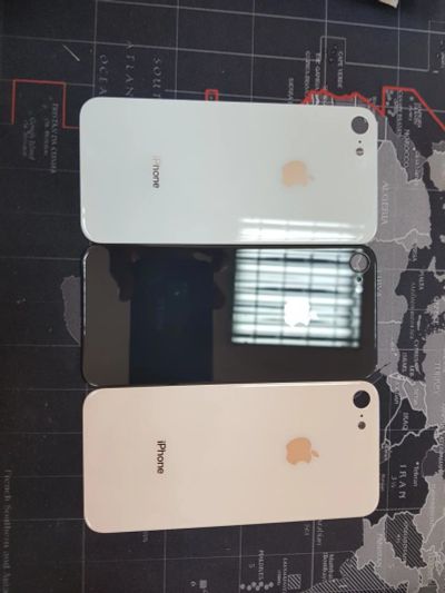 Лот: 11028527. Фото: 1. Задняя крышка iphone 8. Корпуса, клавиатуры, кнопки