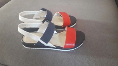 Лот: 9804222. Фото: 1. Босоножки 37р-р новые. Босоножки