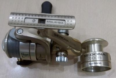 Лот: 5700975. Фото: 1. Катушка Shimano Sedona 2500FB. Катушки, комплектующие