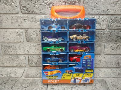 Лот: 17395243. Фото: 1. Hot Wheels набор машинок с кейсом... Игровые наборы
