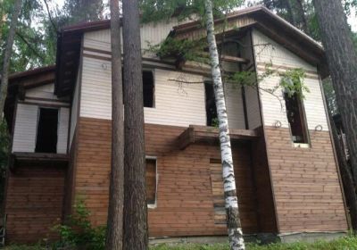 Лот: 3959927. Фото: 1. Коттедж 258 м на участке 10 сот... Дома
