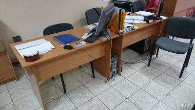 Лот: 8167323. Фото: 1. Cтол офисный. Компьютерные и письменные столы