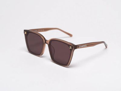 Лот: 24977340. Фото: 1. Очки Chanel. Очки солнцезащитные