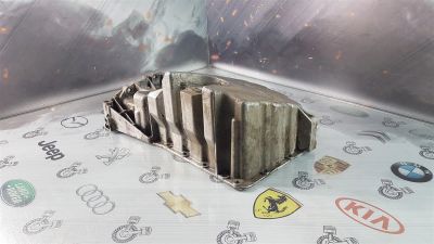 Лот: 24609386. Фото: 1. Поддон Audi A4 ALT 06B103601AH... Двигатель и элементы двигателя