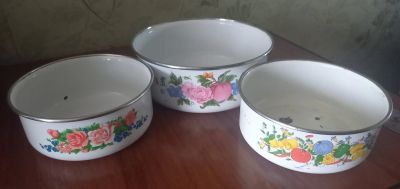 Лот: 25765853. Фото: 1. Миски эмалированные б/у. Тарелки, блюда, салатники