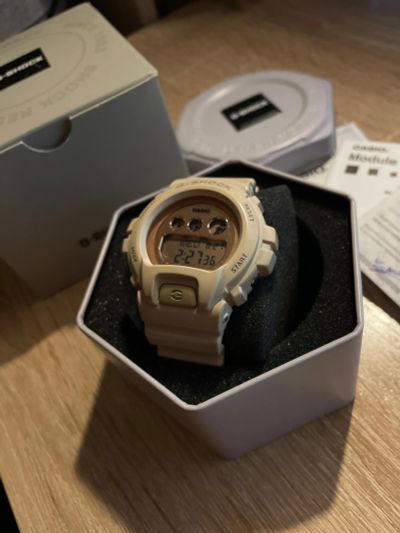 Лот: 23522663. Фото: 1. Часы casio g shock gmd s6900mc. Оригинальные наручные часы