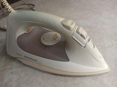 Лот: 16714266. Фото: 1. Утюг Tefal. Утюги, парогенераторы, отпариватели
