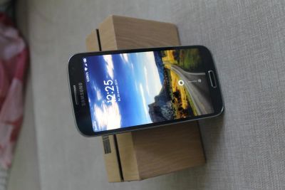 Лот: 3644506. Фото: 1. Samsung Galaxy S4 GT-I9500 16Gb... Смартфоны