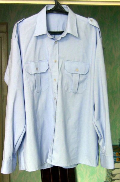 Лот: 20907904. Фото: 1. Сорочка мужская голубая, длинный... Рубашки