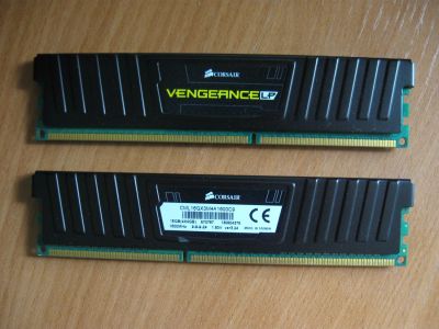 Лот: 14719027. Фото: 1. DDR3 2x4GB Corsair CML16GX3M4A1600C9. Оперативная память