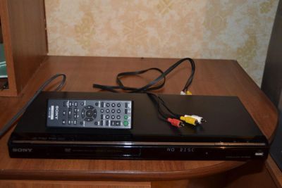 Лот: 4700995. Фото: 1. DVD плеер SONY DVP-NS328 с оригинальным... DVD, Blu-Ray плееры