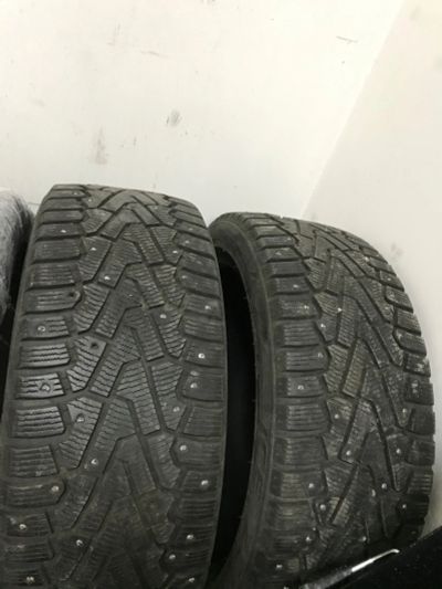 Лот: 14793851. Фото: 1. R19 pirelli ,пара, покалечены. Шины