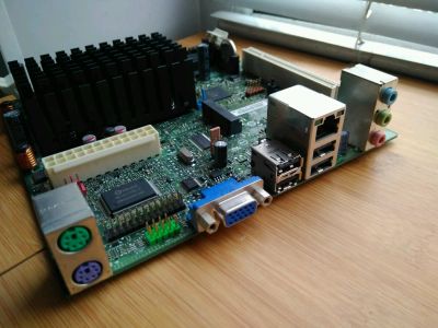 Лот: 12674468. Фото: 1. Материнская плата Mini-ITX Intel... Материнские платы