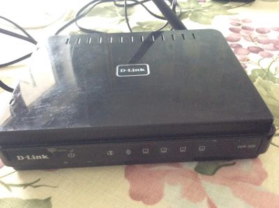 Лот: 6213726. Фото: 1. Wi-fi роутер D-link DIR-300. Маршрутизаторы (роутеры)