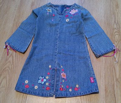 Лот: 3165417. Фото: 1. Стильное джинсовое платье. Бренд... Платья, сарафаны