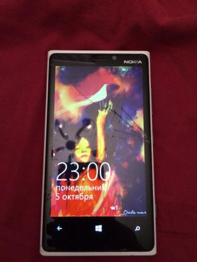 Лот: 6217534. Фото: 1. Nokia Lumia 920 white. Смартфоны