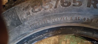 Лот: 17996552. Фото: 1. Зимние шины R15 185/65 Continental... Шины
