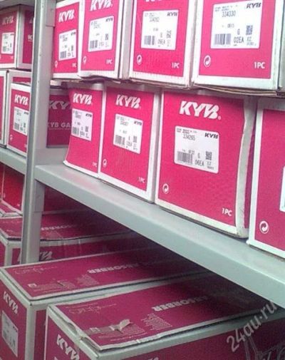 Лот: 900780. Фото: 1. Новые стойки KYB на Mitsubishi... Ходовая, подвеска, рулевое управление