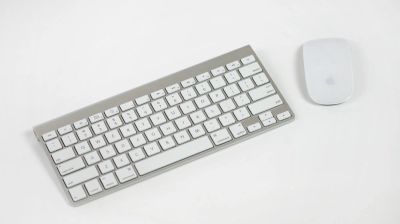 Лот: 9937377. Фото: 1. комплект клавиатура, мышь Apple... Клавиатуры и мыши
