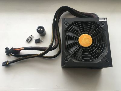 Лот: 15644925. Фото: 1. Блок питания Chieftec 750W APS-750CB. Корпуса, блоки питания
