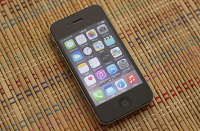 Лот: 4982877. Фото: 1. iPhone 4s 64 Gb. Смартфоны