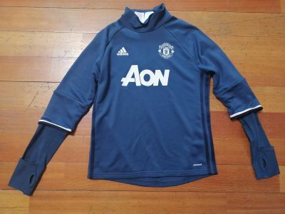 Лот: 19400109. Фото: 1. Футбольная кофта Adidas. Манчестер. Спортивная одежда