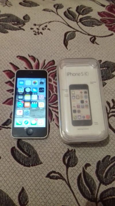 Лот: 14364731. Фото: 1. Iphone 5c. Смартфоны