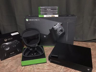 Лот: 17005076. Фото: 1. Xbox One X. Игровые приставки, консоли